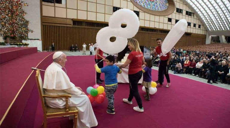 ¿Cómo festejó el Papa Francisco su cumpleaños? ¡Te mostramos su emotiva fiesta! [FOTOS]