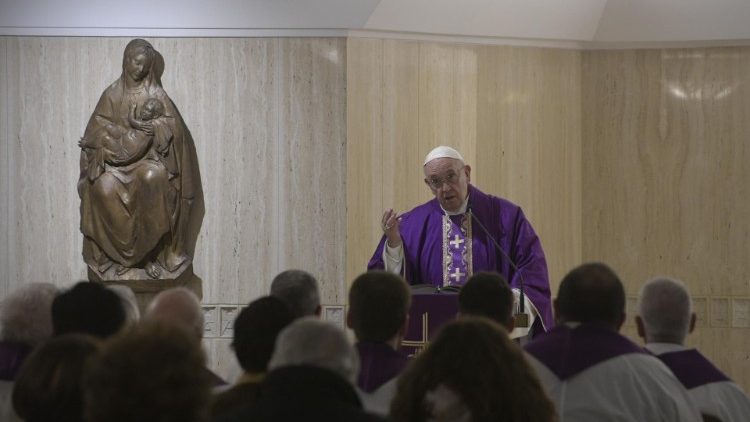 El Papa: el Señor hace florecer el desierto, es la gratuidad de la salvación