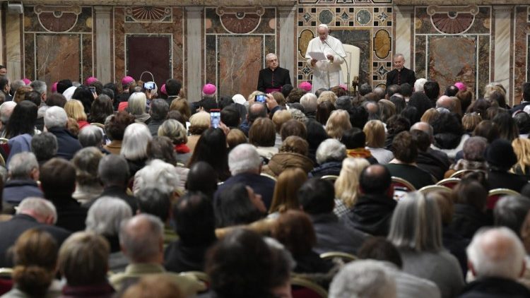 También los ancianos son el presente y el futuro de la Iglesia