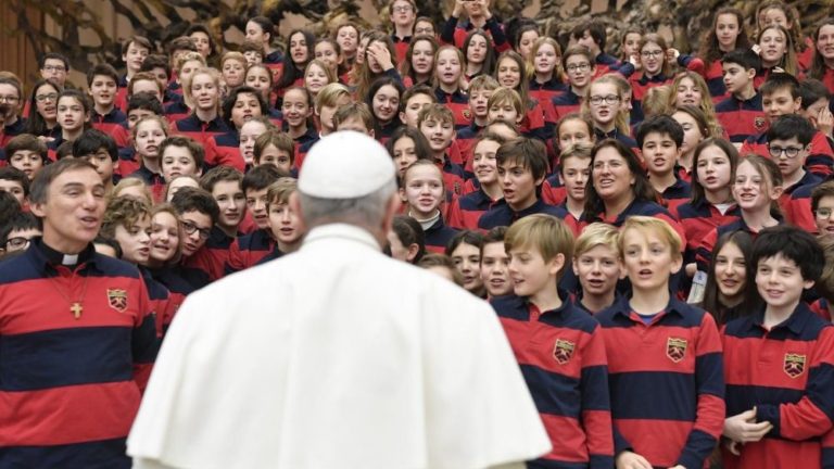 El Papa: vivir las bienaventuranzas nos otorgará profunda alegría y paz