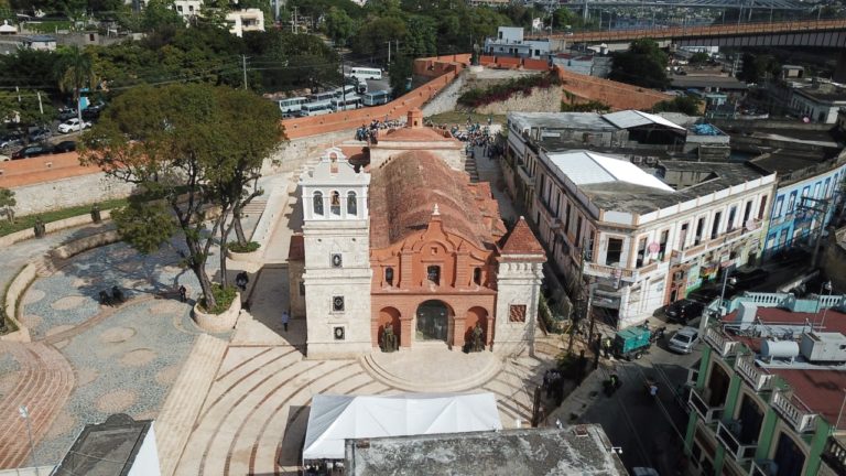 Iglesia Santa Bárbara constituida como Catedral y sede de la Diócesis Castrense de la República Dominicana.