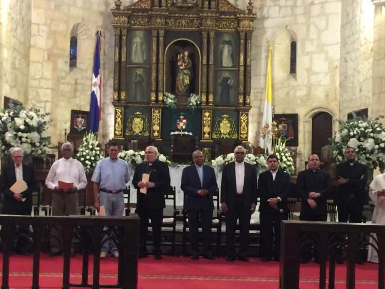 Cristianos de varias corrientes oran unidos en la Catedral