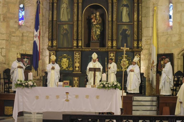 Homilía de Mons. Francisco Ozoria Acosta Misa Crismal Jueves Santo