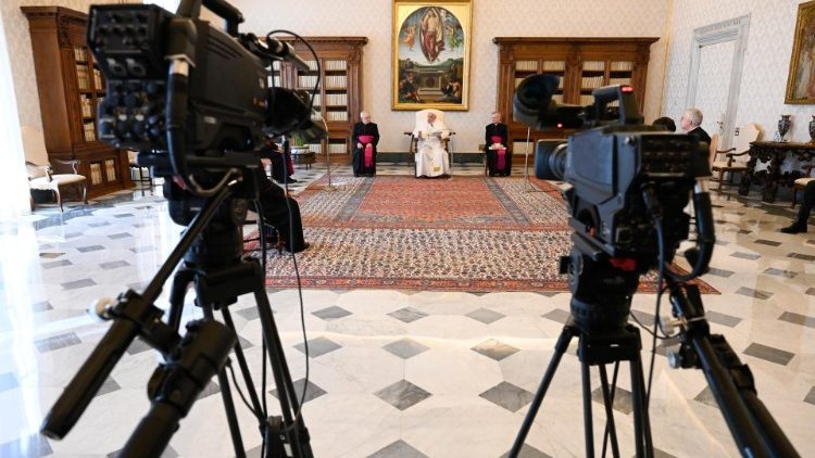 El Papa: No estamos solos en este momento de prueba, confiémonos a Cristo