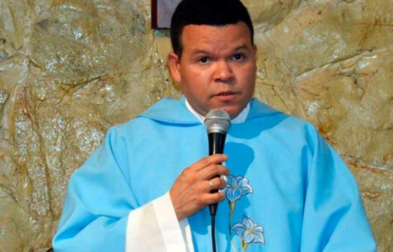 Fallece Reverendo Padre Luciano Frías por Covid-19