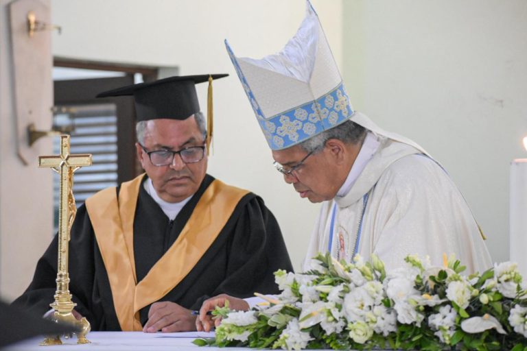 Mons. Francisco Ozoria Acosta, Arzobispo Metropolitano de Santo Domingo, en calidad de Gran Canciller de la UCSD hace un llamado a la autodisciplina ante el COVID.