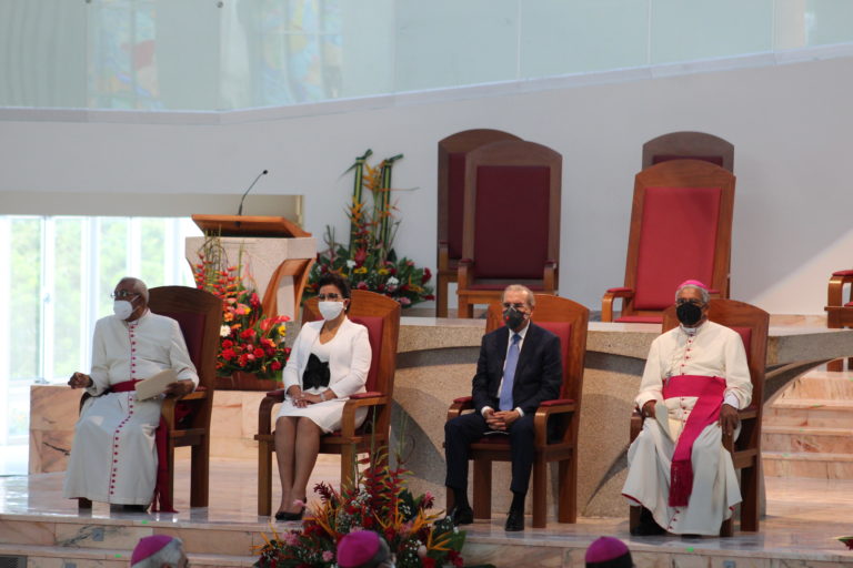 Arquidiócesis de Santo Domingo recibe tras larga espera Santuario Santo Cristo de Los Milagros, Bayaguana.