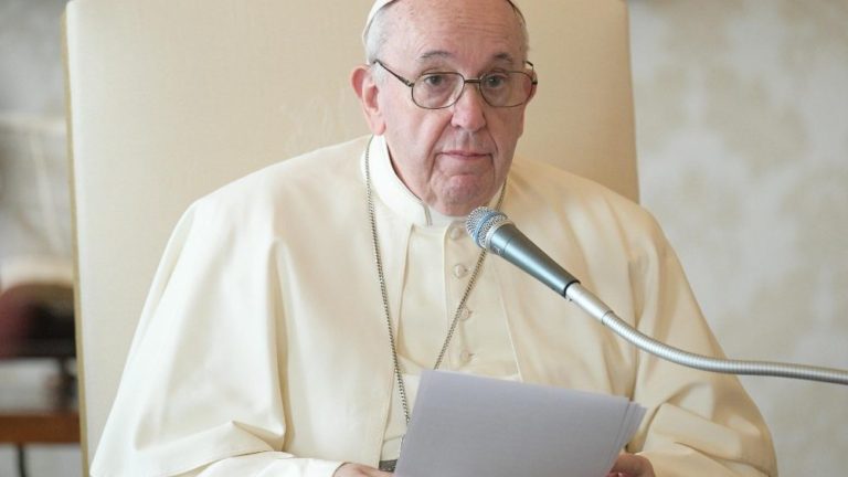 Papa Francisco: Este mundo tiene necesidad de bendición