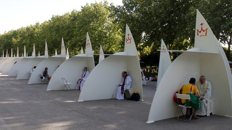 Fisichella, 24 horas para el Señor: confesión, caridad y perdón