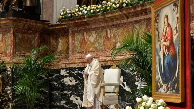 La alegría del Señor Resucitado en la segunda misa de Pascua