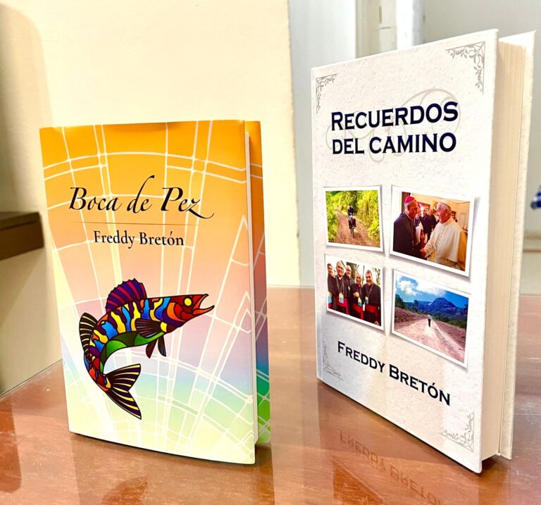 Mons. Freddy Bretón publica dos nuevos libros