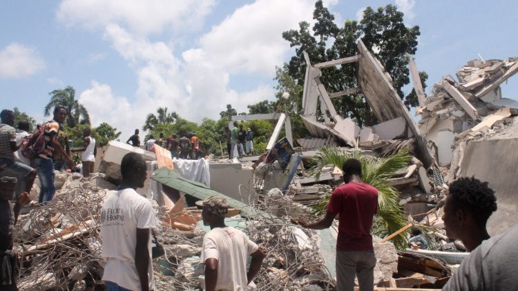 Terremoto en Haití. La Iglesia acompaña y apoya al pueblo en su dolor