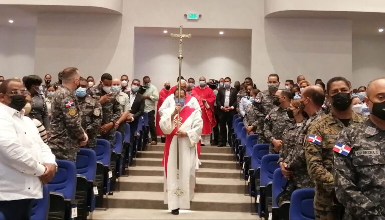 Mons. Raúl Berzosa preside Eucaristía en la  Policía Nacional en ocasión de San Judas Tadeo