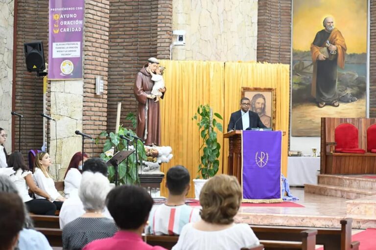 Retiro Espiritual Viviente de la parroquia San Antonio de Padua, Gascue.  Una propuesta diferente