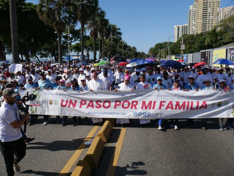 «Un Paso Por Mi Familia 2022»,  Volvió con más fuerza