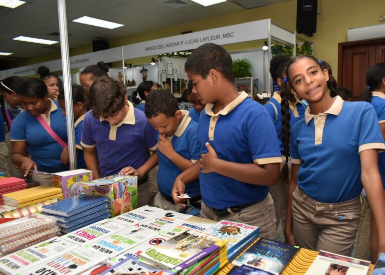 Clausura la Feria del Libro Católico 2023, donde acudieron más de 50 mil visitantes