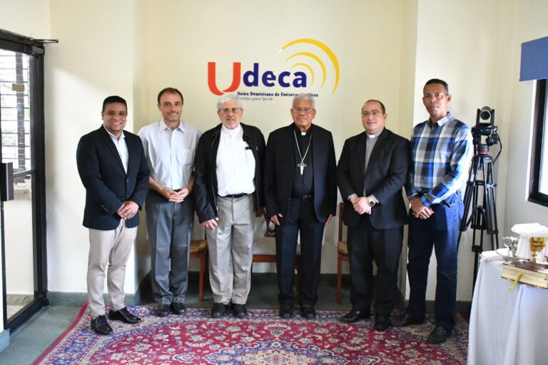 UDECA celebró sus 42 aniversarios con la juramentación de Nueva Junta Directiva