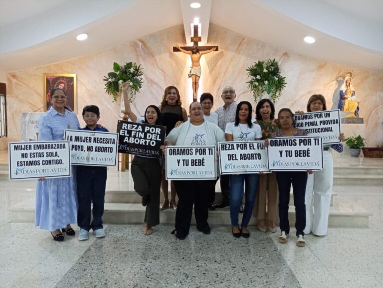 Termina Jornada “40 Días por la Vida Santo Domingo”, con la esperanza de un nuevo Código Penal Provida y Constitucional