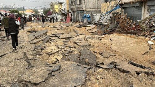 Decenas de muertos en Gaza en ataques israelíes. Trump en Oriente Medio