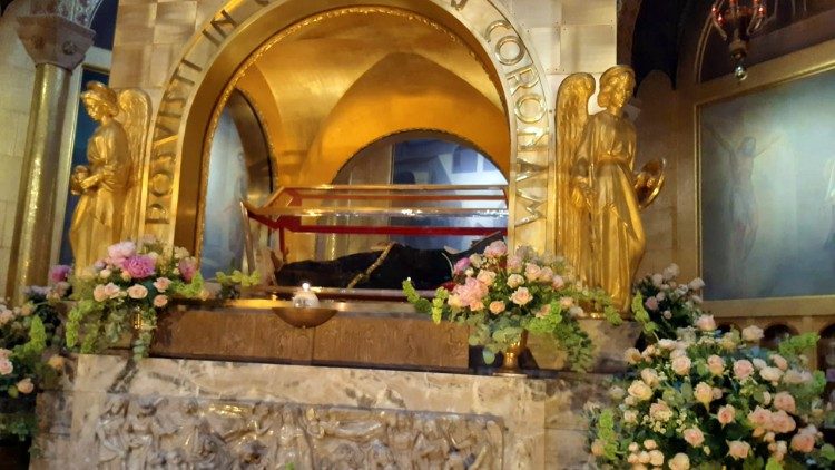 Los restos de Santa Rita conservados en la Basílica a ella dedicada en Cascia