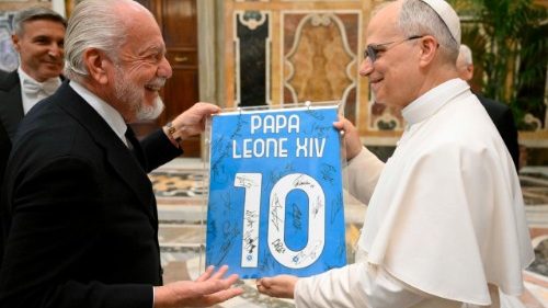 El Papa a los jugadores del Nápoles: la victoria es fruto del trabajo en equipo