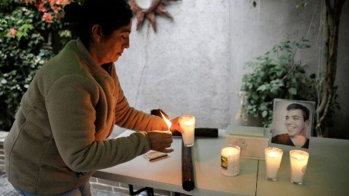 Iglesia en México urge a construir la paz ante ola de violencia 