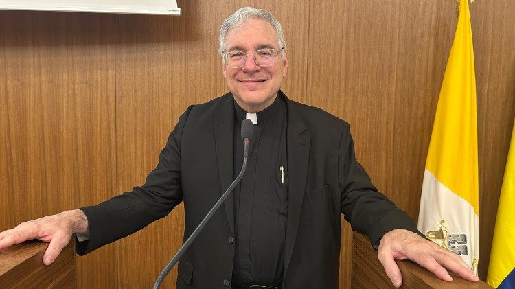Padre Mark Lewis, Rector Magnífico de la Pontificia Universidad Gregoriana de Roma.