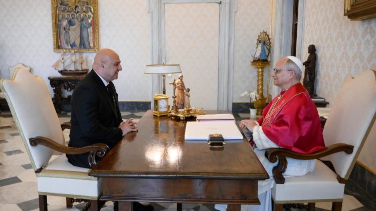 Diálogo entre el Romano Pontífice León XIV y el Presidente del Líbano, Joseph Aoun.