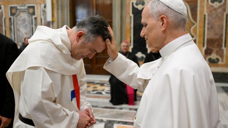 Encuentro del Papa con participantes en Capítulos generales de franciscanos y trinitarios