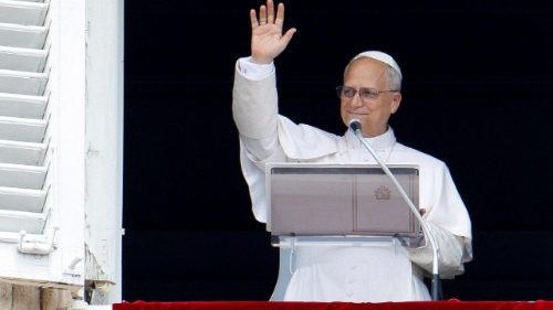 El Papa: La Eucaristía une y transforma. Dios multiplica lo que compartimos