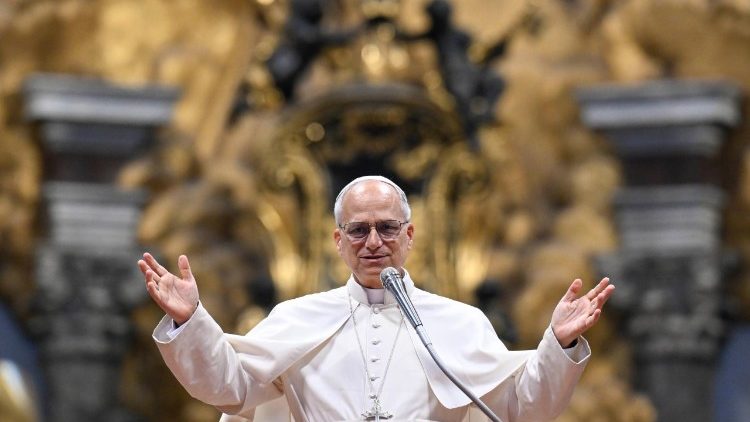 "Amen con el corazón de Jesús", exhortó al Pontífice a los seminaristas reunidos en la Basílica vaticana para su Jubileo