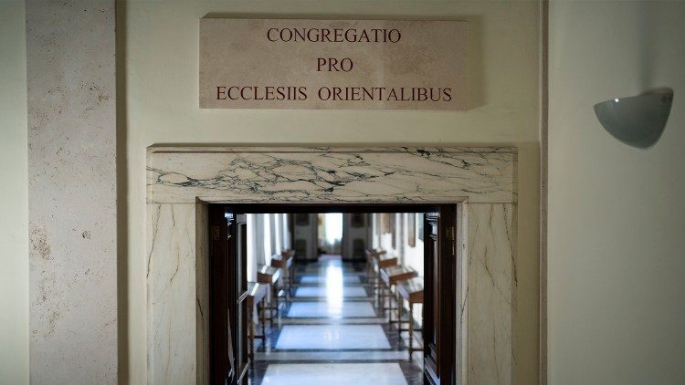 La entrada de la sede del Dicasterio para las Iglesias Orientales, en un edificio de la Via della Conciliazione.