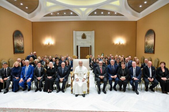 El Papa: La esperanza sostiene en las dificultades y abre al futuro