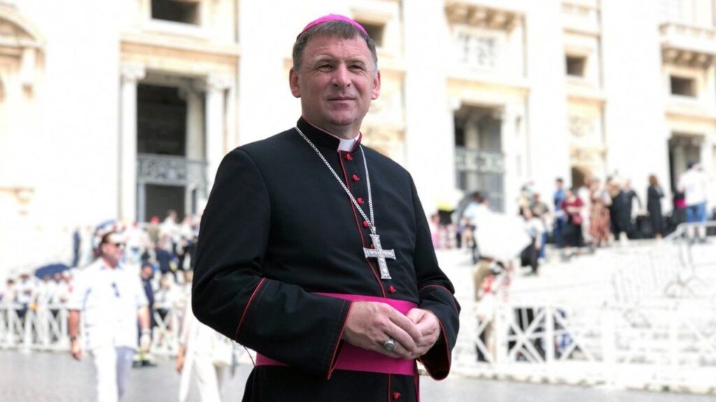 Obispo de Járkov: somos una Iglesia bajo las bombas que ama y desafía a la muerte
