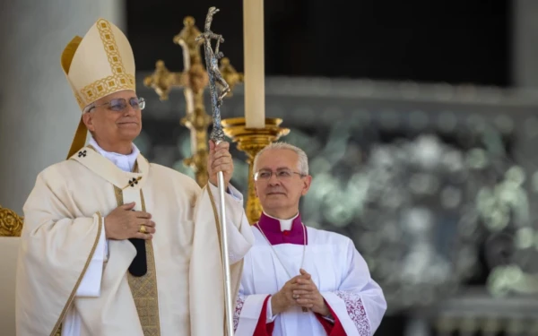 El Papa León XIV en la Misa en la Plaza de San Pedro el domingo 1 de junio de 2025 con motivo del Jubileo de las Familias, los Niños, los Abuelos y los Mayores. Crédito: Daniel Ibáñez / EWTN News.