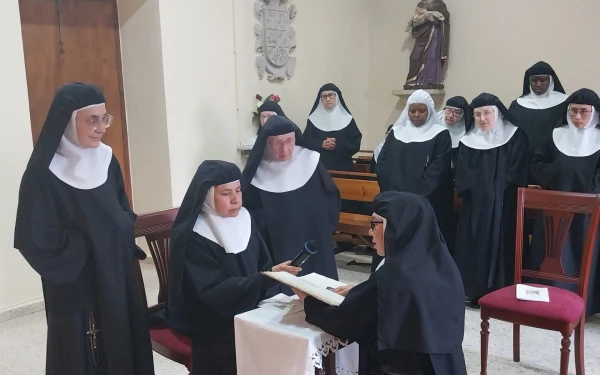 Sor María Zhang hizo sus votos perpetuos como agustina recoleta el 13 de mayo de 2025. Crédito: Diócesis de Salamanca.