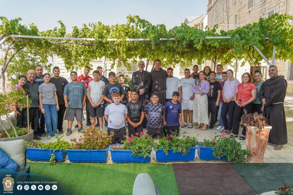 El Cardenal Pierbattista Pizzaballa en el Hogar Franciscano de Niños. Crédito: Latin Patriarchate of Jerusalem.