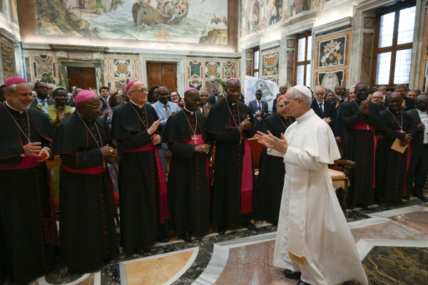 Imagen de la audiencia en la Sala Clementina del Vaticano. Crédito: Vatican Media